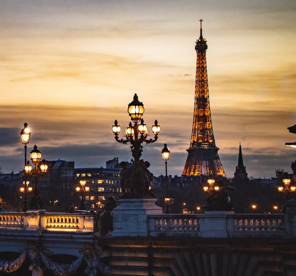 Sunset over Paris, Paul de Burger